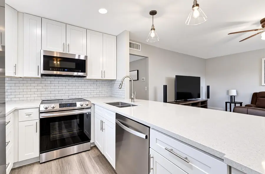 313 Saxony #G, Delray Beach, FL 33446 - #2