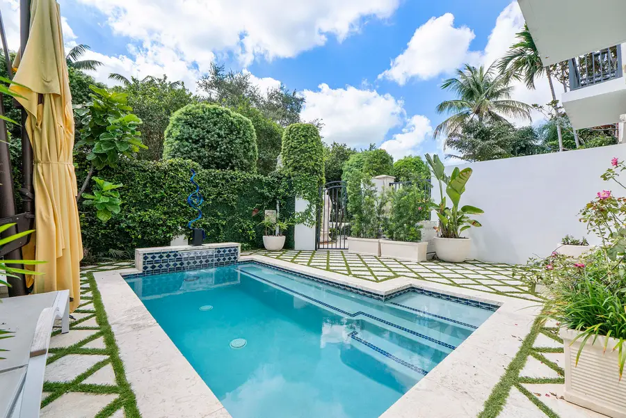 1107 NE 2nd Street, Fort Lauderdale, FL 33301 - #2