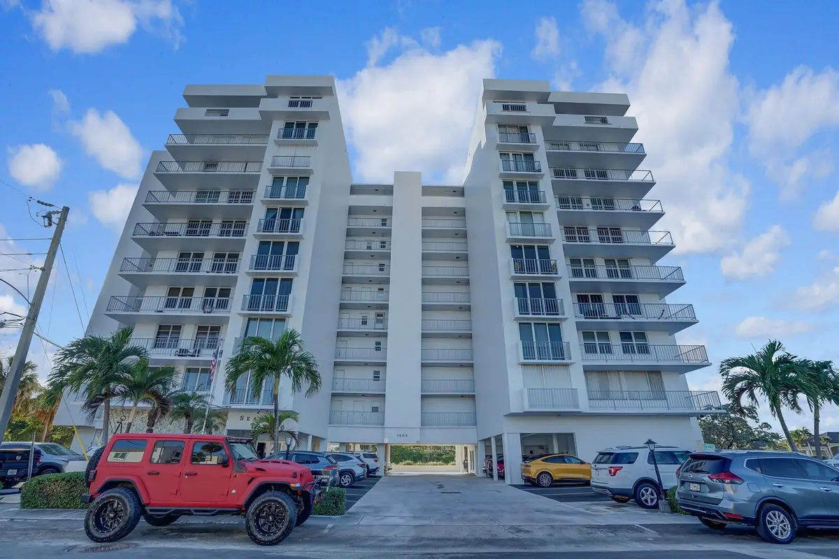 1609 N Riverside Drive #Unit 304, Pompano Beach, FL 33062 - #1