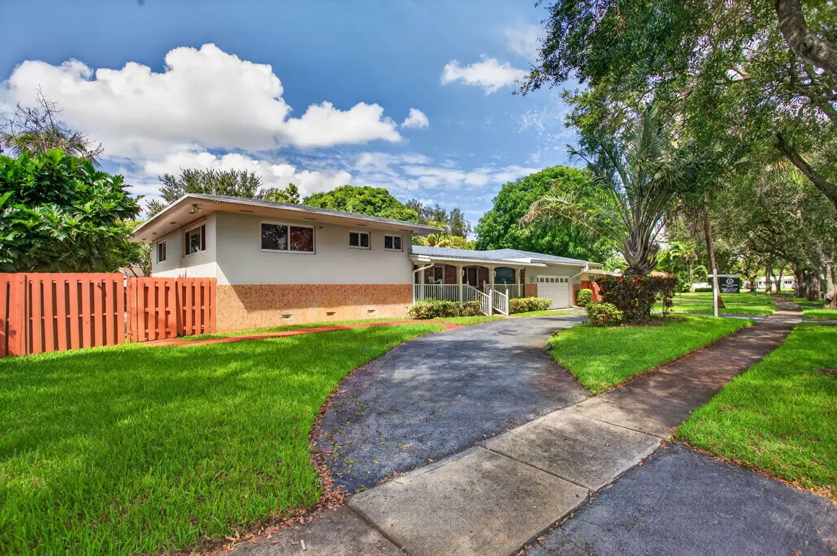 291 SW 60th Avenue, Plantation, FL 33317 - #1
