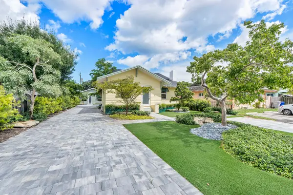 216 NE 23rd Avenue, Pompano Beach, FL 33062