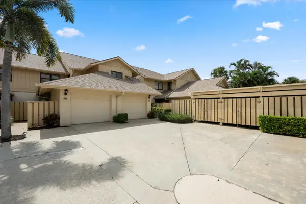 17110 Waterbend Drive #220, Jupiter, FL 33477
