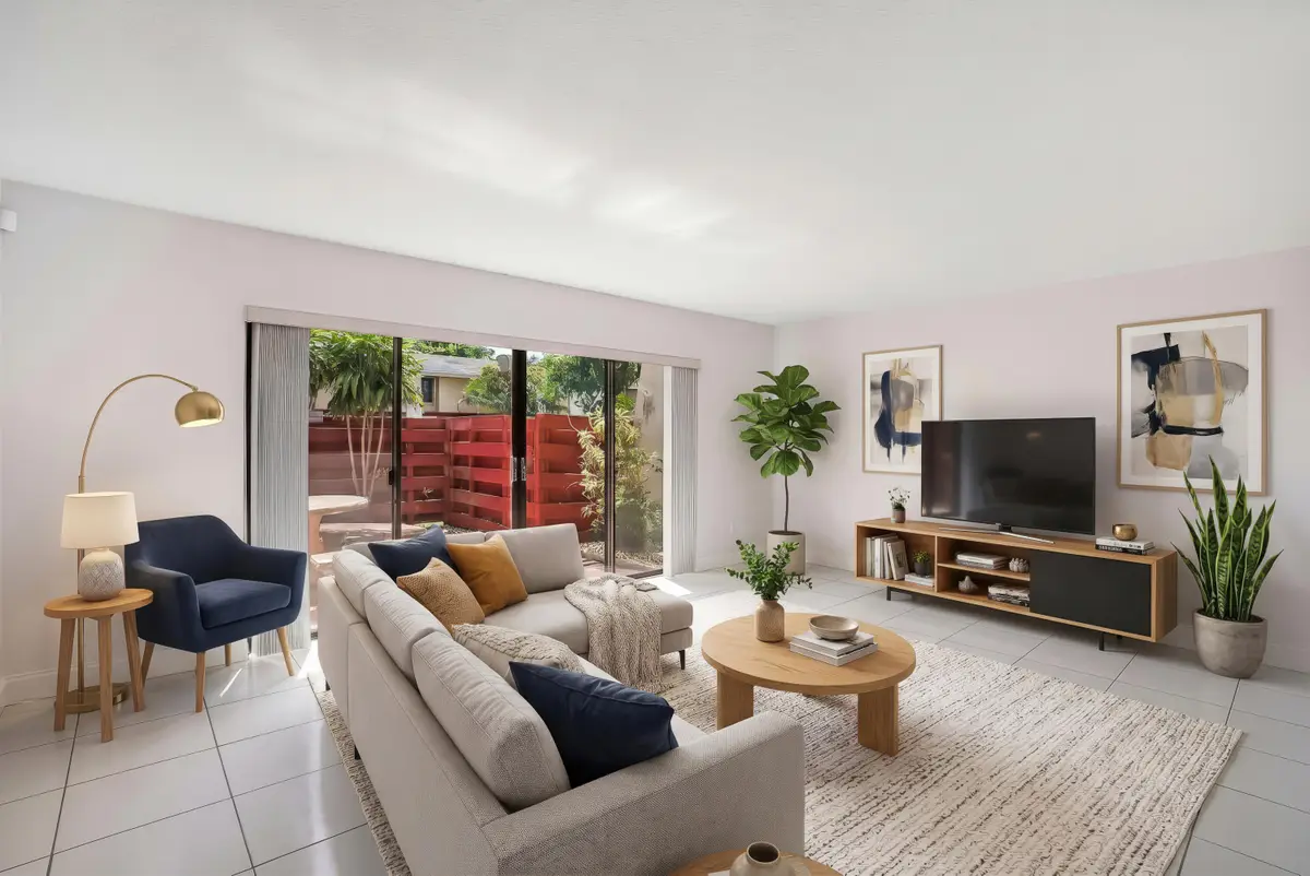 3015 Oaktree Lane #Unit 277, Hollywood, FL 33021 - #1