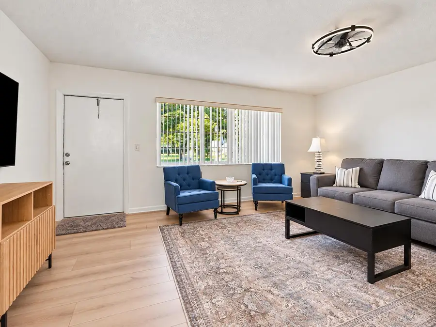 80 Norwich D, West Palm Beach, FL 33417 - #3
