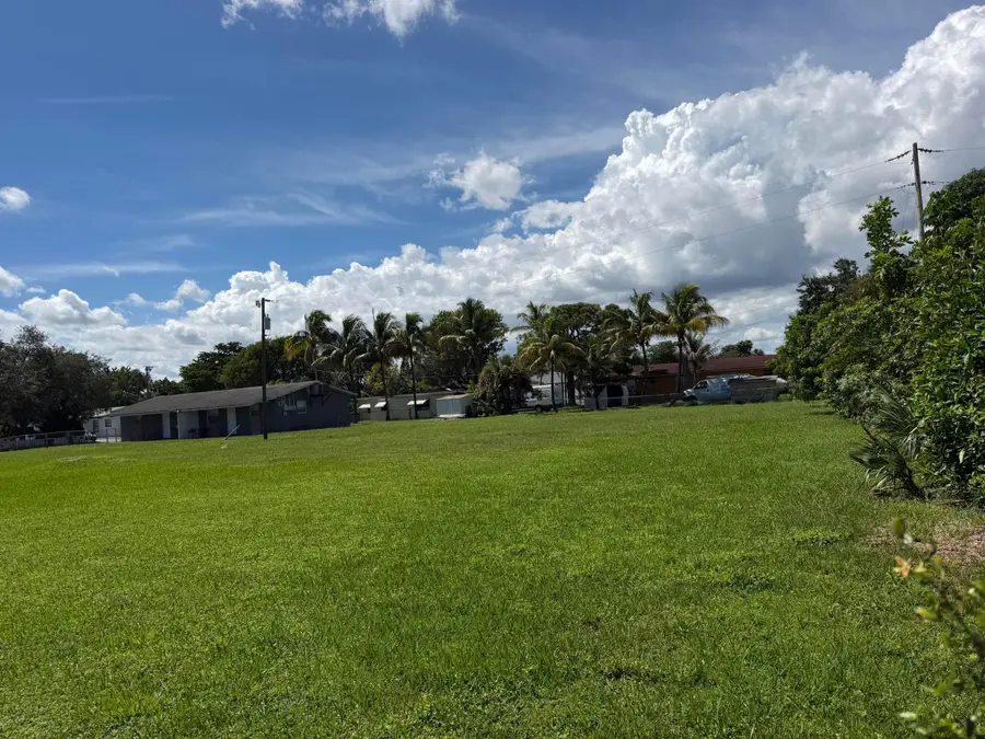 4041 SW 52nd Street, Dania Beach, FL 33314 - #2