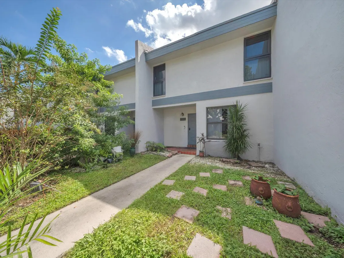 9240 NW 14th Street, Pembroke Pines, FL 33024 - #1