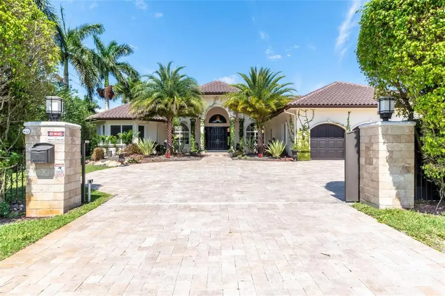 1203 NW 121st Avenue, Plantation, FL 33323 - #2