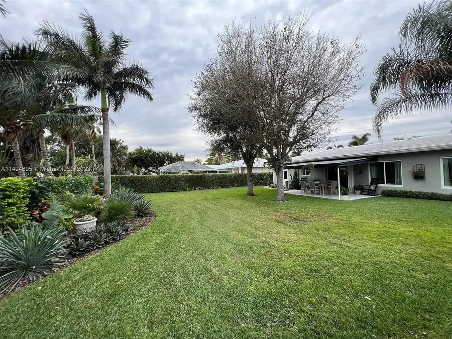 330 Cascade Lane, Palm Beach Shores, FL 33404 - #3