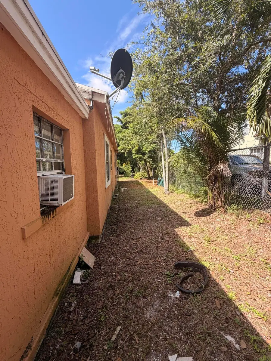 1122 SW 7th Avenue, Delray Beach, FL 33444 - #2