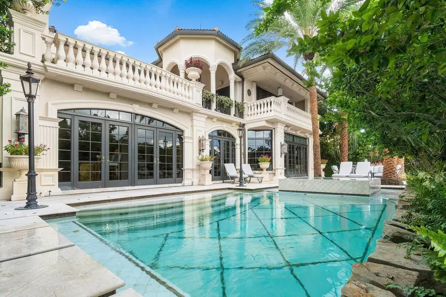 1721 SE 9th Street, Fort Lauderdale, FL 33316 - #3