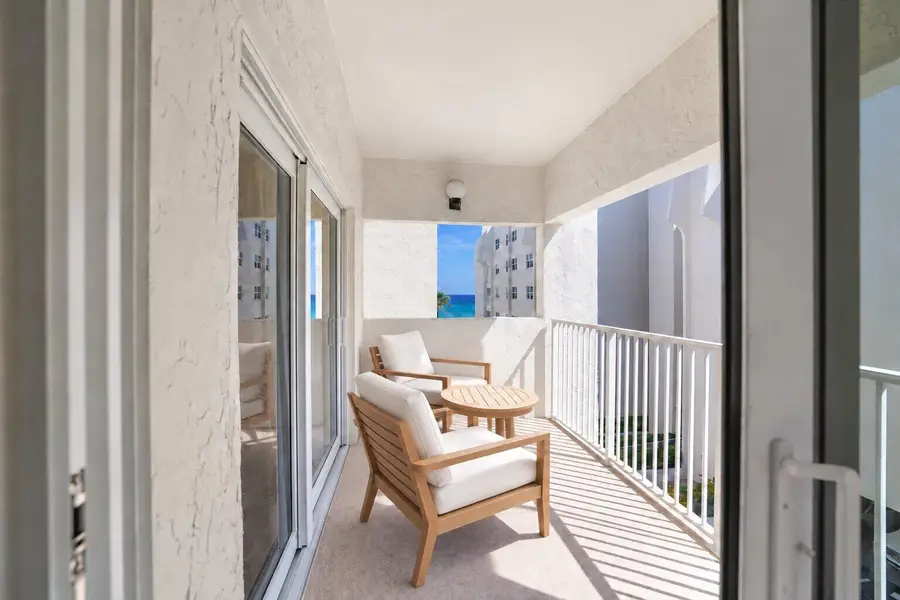 3520 S Ocean Boulevard #L402, Palm Beach, FL 33480 - #2