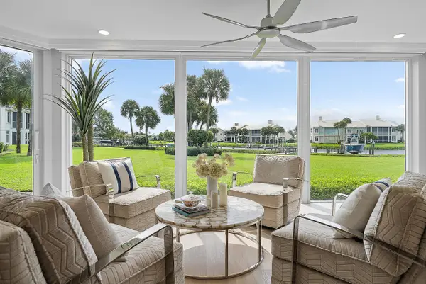 360 Spyglass Way #360, Jupiter, FL 33477