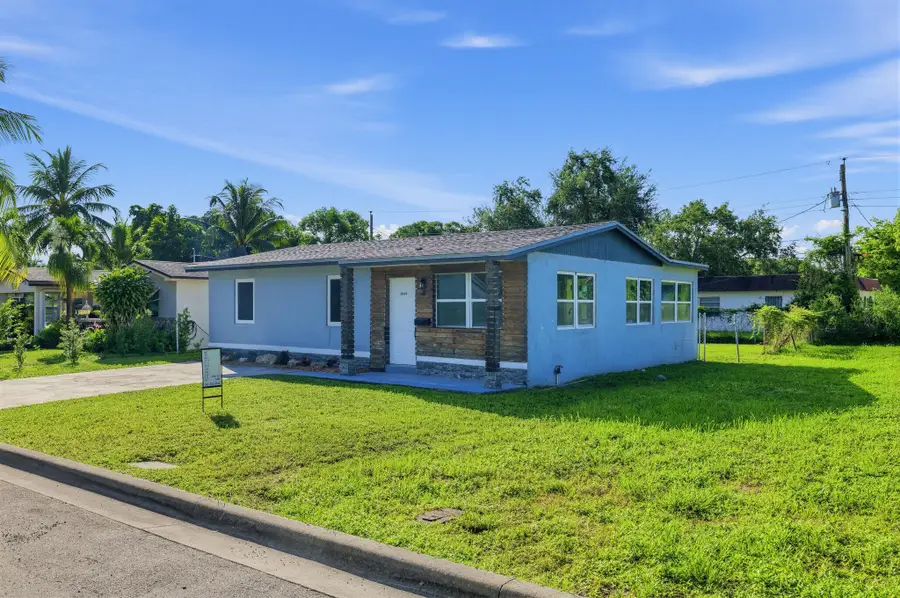 3040 NW 8th Place, Fort Lauderdale, FL 33311 - #2