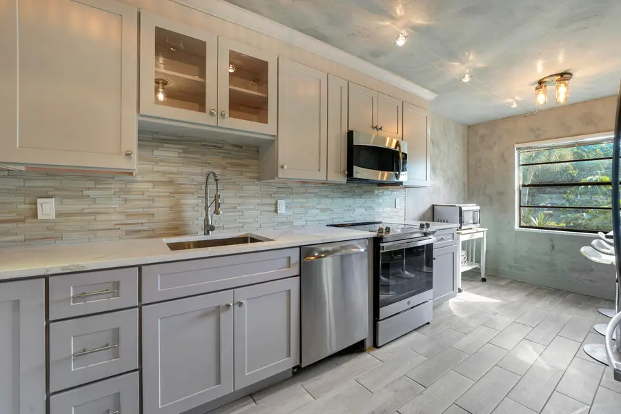 2 Southport Lane #D, Boynton Beach, FL 33436 - #3
