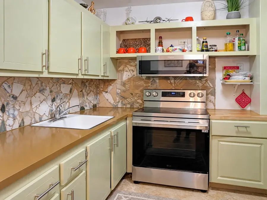29 Richmond D Crescent, Deerfield Beach, FL 33442 - #2