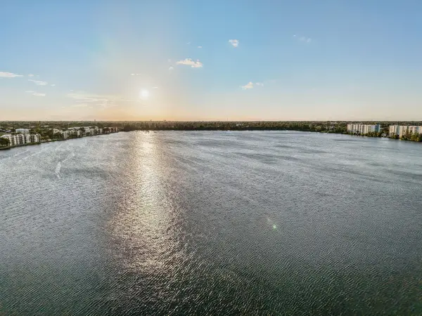 110 Lake Emerald Drive #Unit 303, Oakland Park, FL 33309