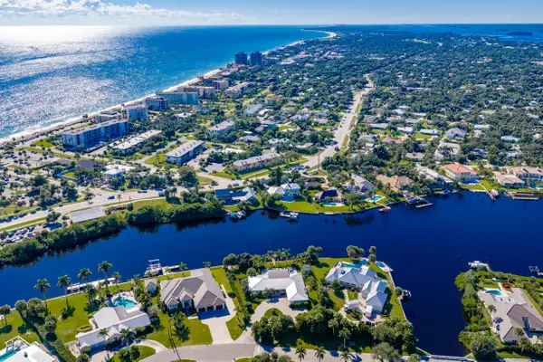 4304 Bethel Creek Drive, Vero Beach, FL 32963