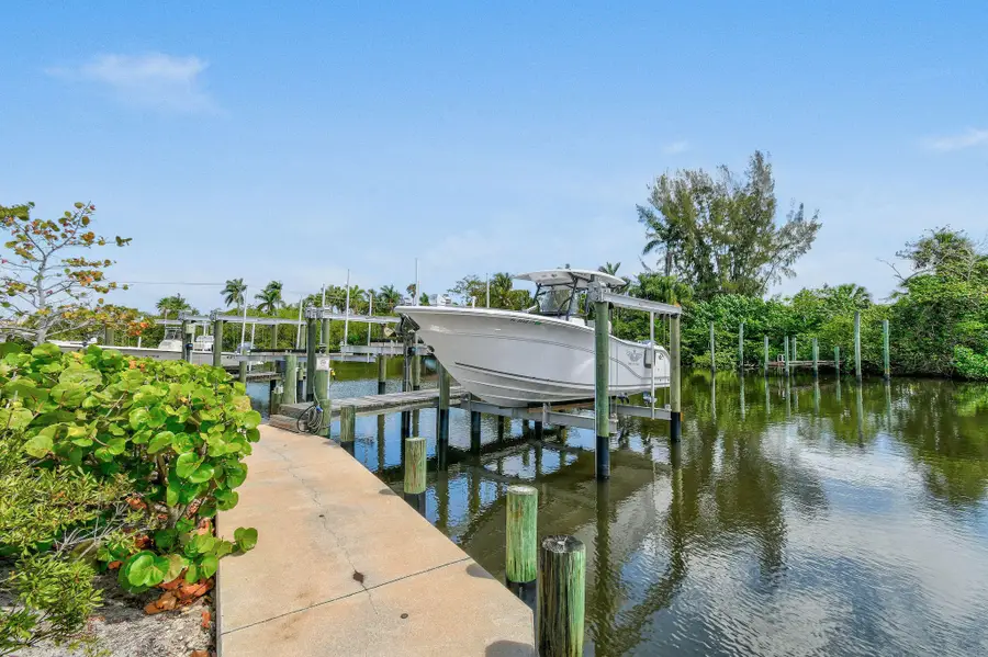 4707 SE Manatee Way, Stuart, FL 34997 - #2