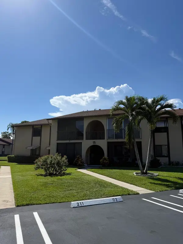 211 Pine Hov Circle #A-2, Greenacres, FL 33463