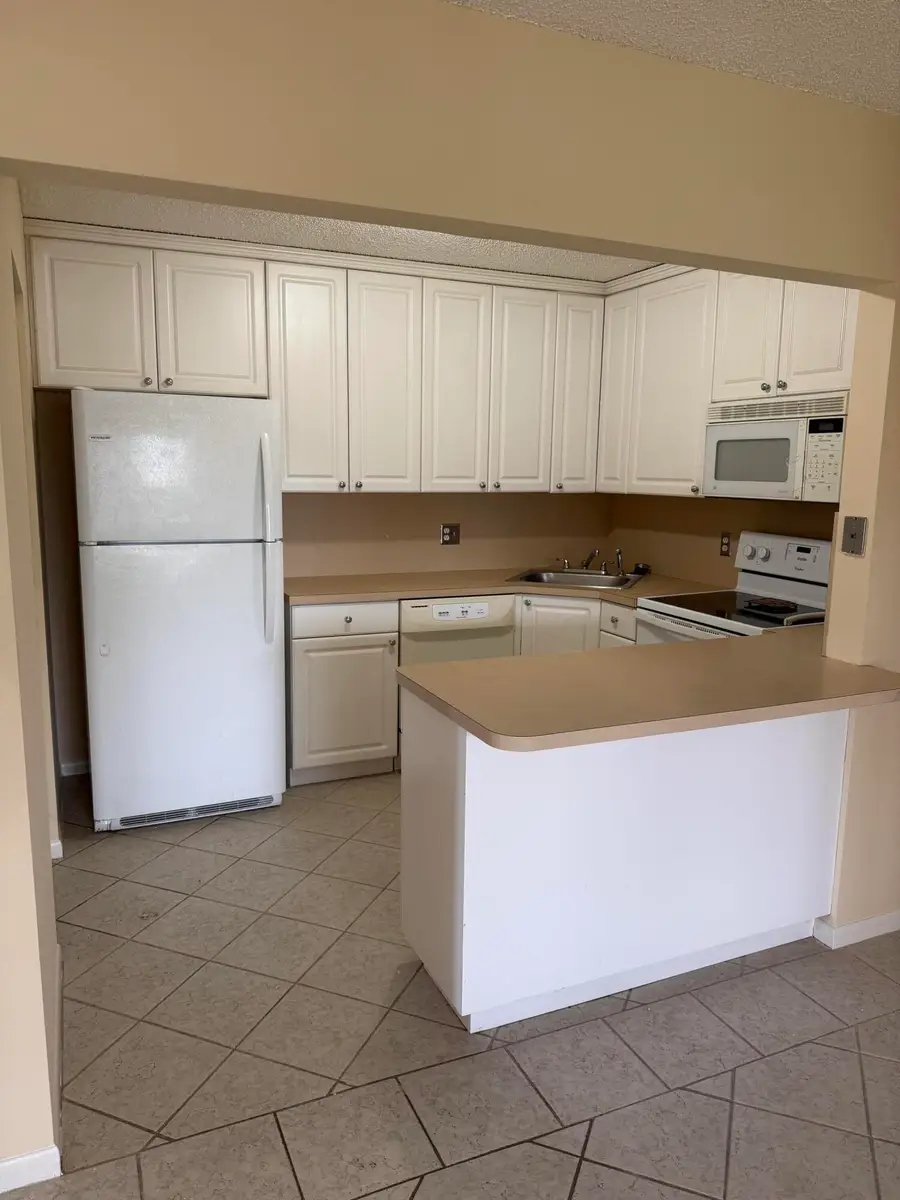 211 Pine Hov Circle #A-2, Greenacres, FL 33463 - #3