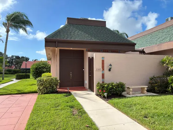 3325 SE La Prado Court, Port St Lucie, FL 34952