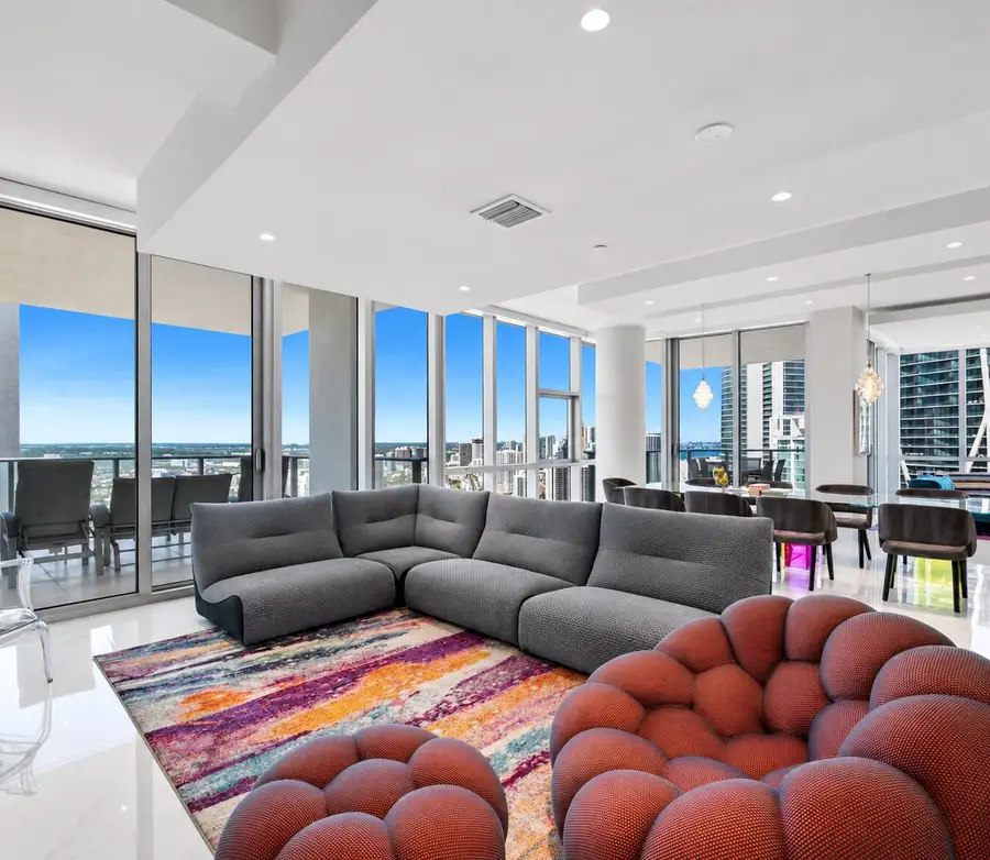 851 NE 1st Avenue #4401, Miami, FL 33132 - #3