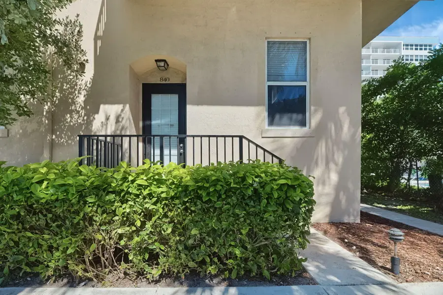 840 SE 20th Avenue, Deerfield Beach, FL 33441 - #2
