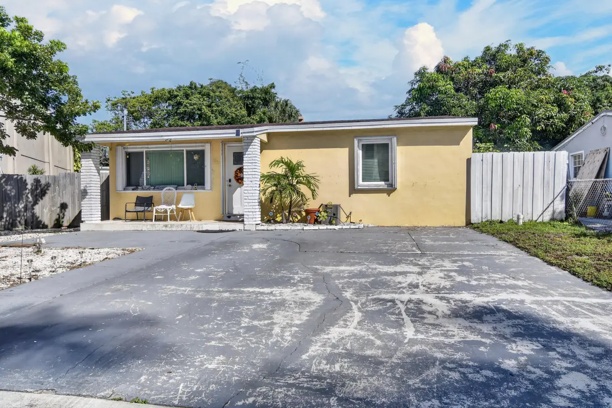 1335 Wellington Street, West Palm Beach, FL 33401 - #1
