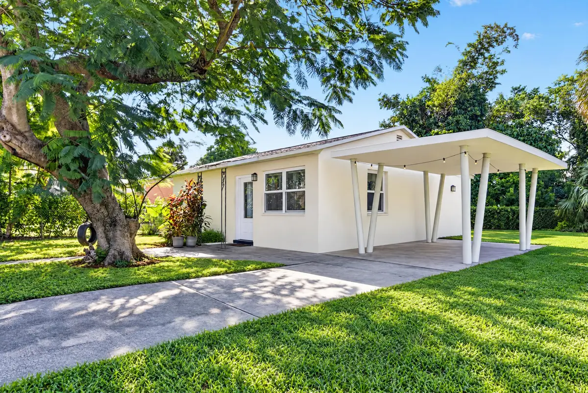1340 Longwood Street, West Palm Beach, FL 33401 - #1