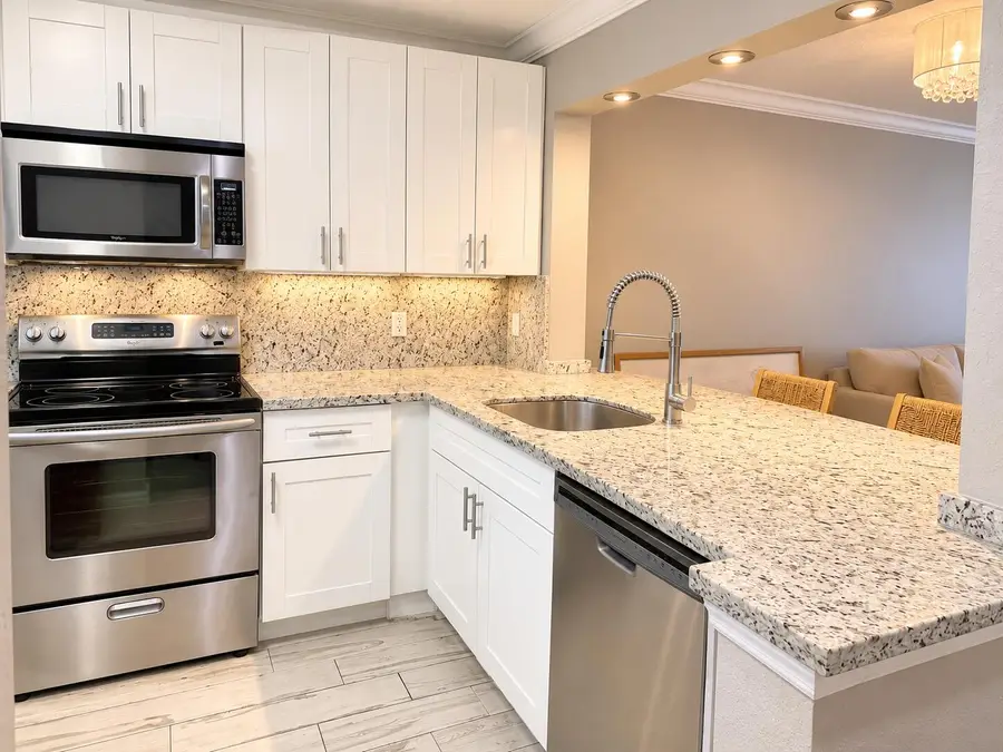 111 Lake Emerald Drive #404, Oakland Park, FL 33309 - #3