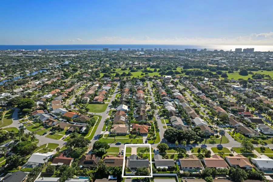 7969 W Country Club Boulevard, Boca Raton, FL 33487 - #3