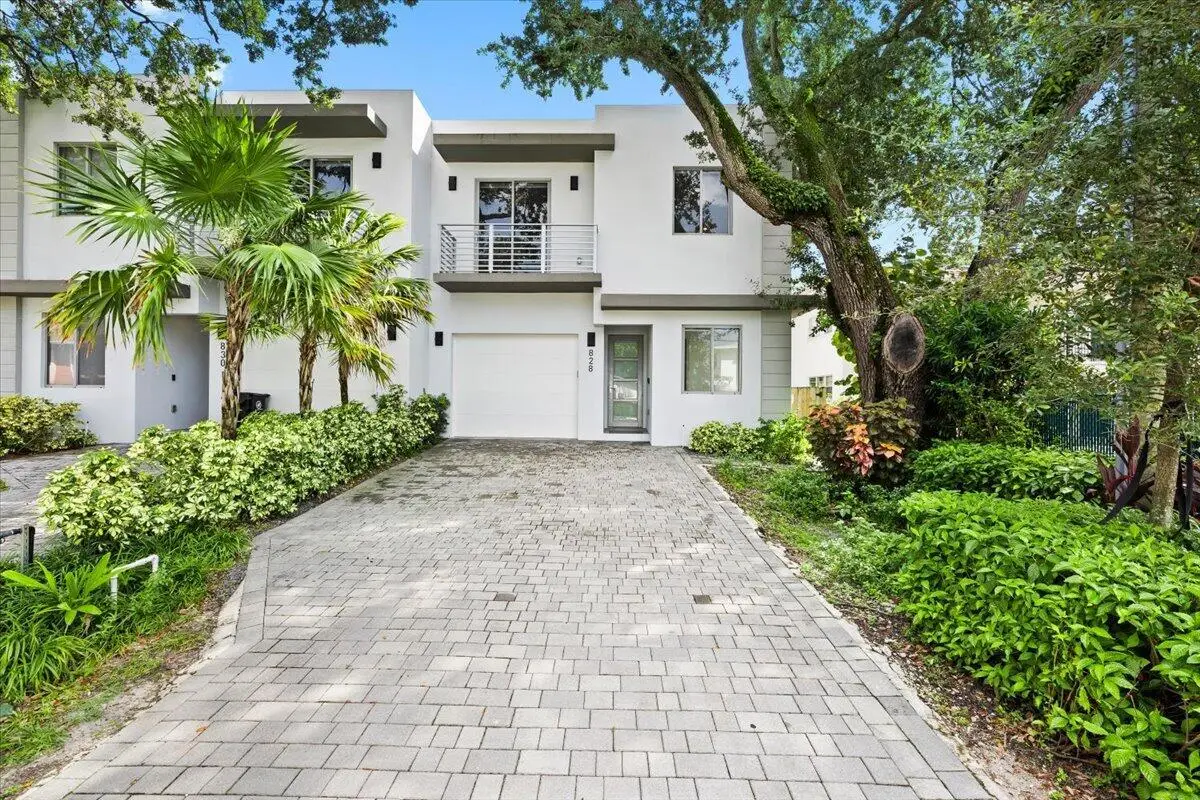 828 SW 30th Street, Fort Lauderdale, FL 33315 - #1