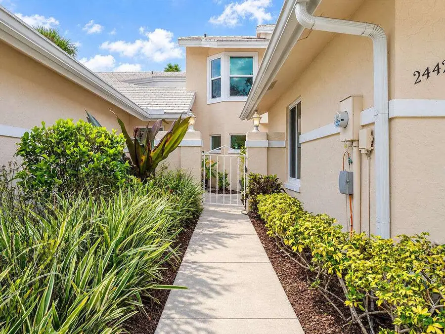 2442 SW Foxpoint Trail, Palm City, FL 34990 - #2