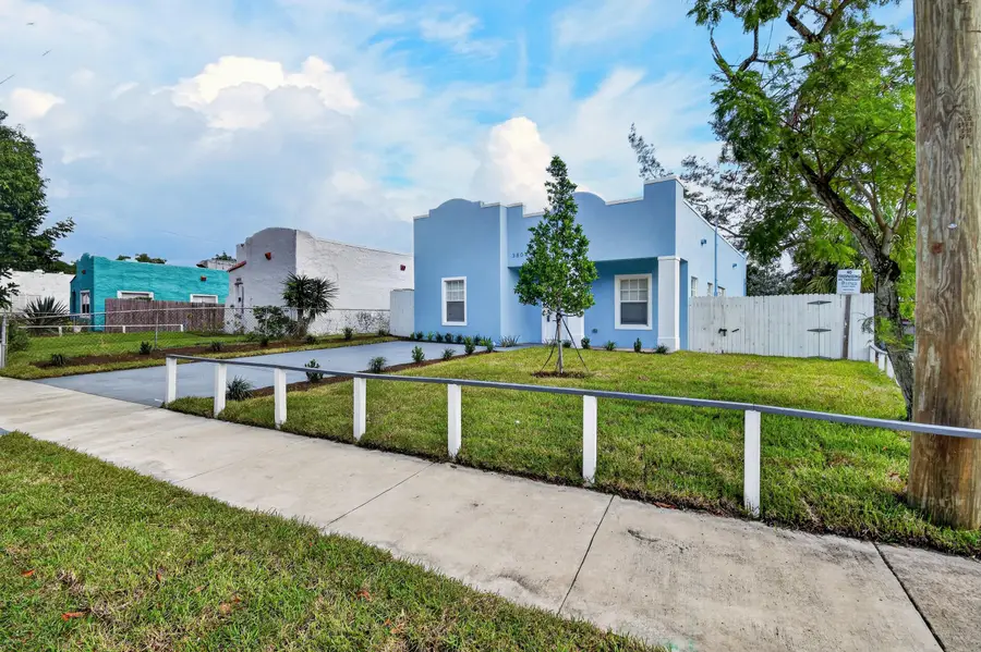 3804 Greenwood Avenue, West Palm Beach, FL 33407 - #3