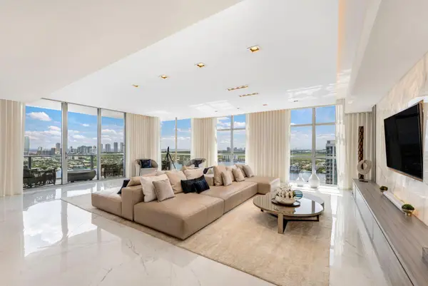 17301 Biscayne Boulevard #PH-7, North Miami Beach, FL 33160