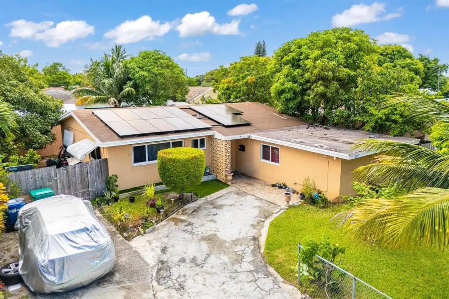 2651 NW 42nd Avenue Nw, Lauderhill, FL 33313 - #3