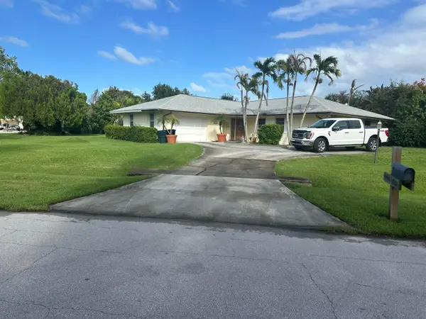 1781 SE Canora Road, Port St Lucie, FL 34952