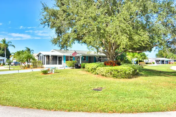 3712 Fetterbush Court, Port St Lucie, FL 34952