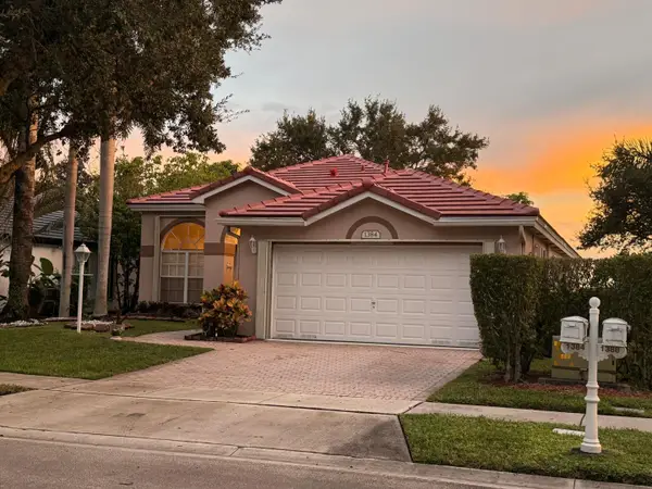 1384 NW 144th Avenue, Pembroke Pines, FL 33028