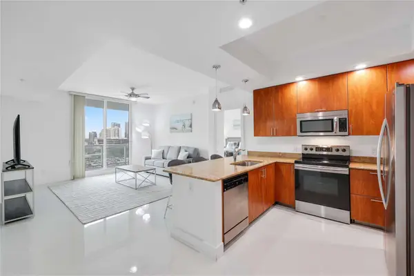 315 NE 3rd Avenue #1404, Fort Lauderdale, FL 33301