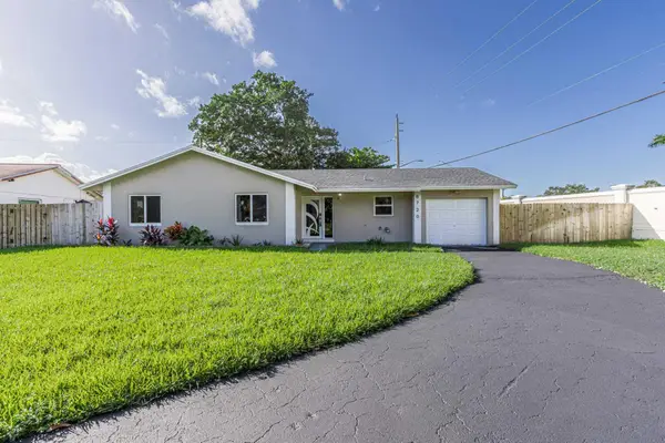 8720 NW 46th Street, Lauderhill, FL 33351