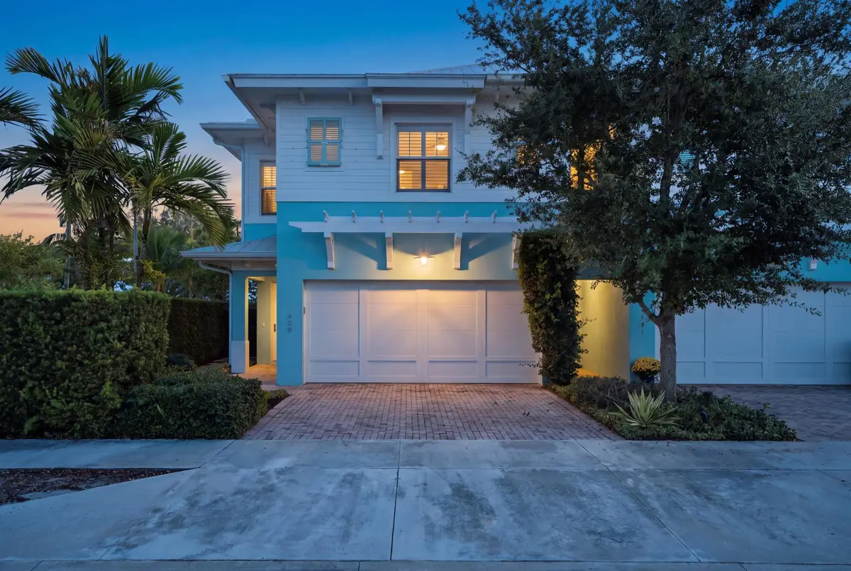 409 SE High School Avenue, Stuart, FL 34994 - #1