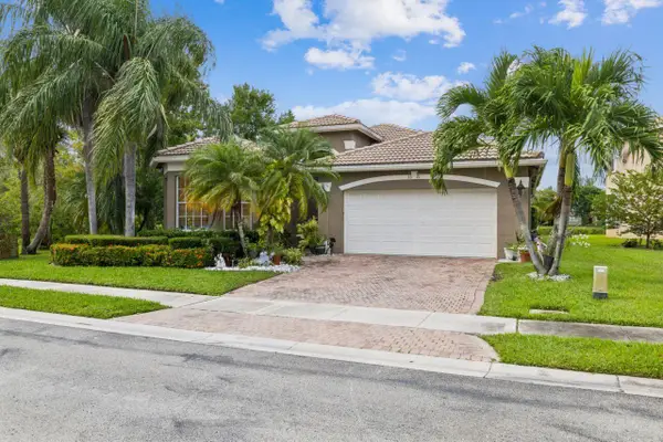 5521 Albin Drive, Greenacres, FL 33463