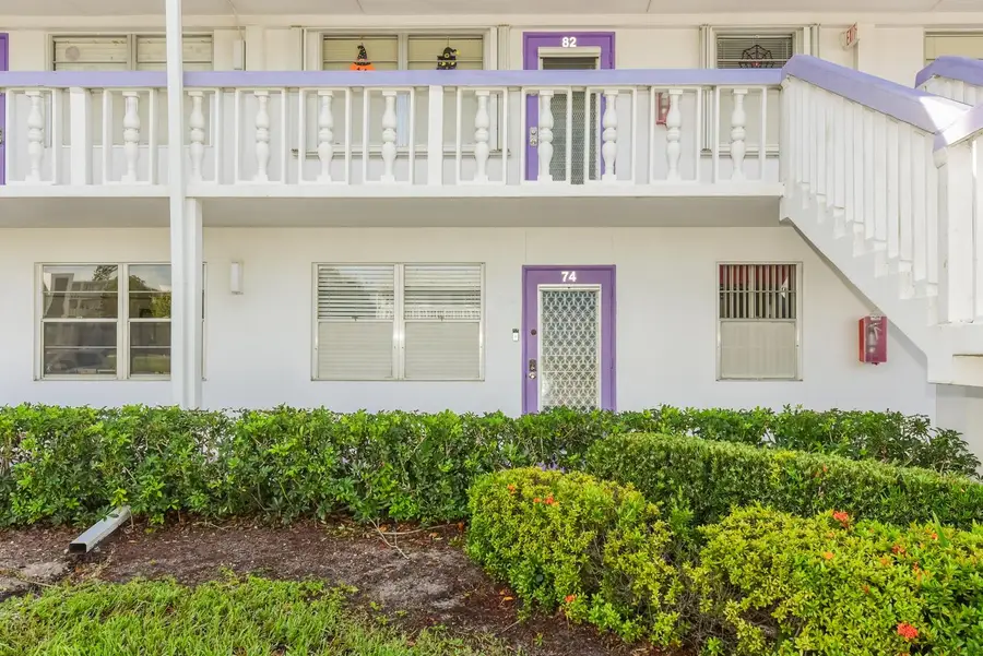 74 Newport Court E, Deerfield Beach, FL 33442 - #2