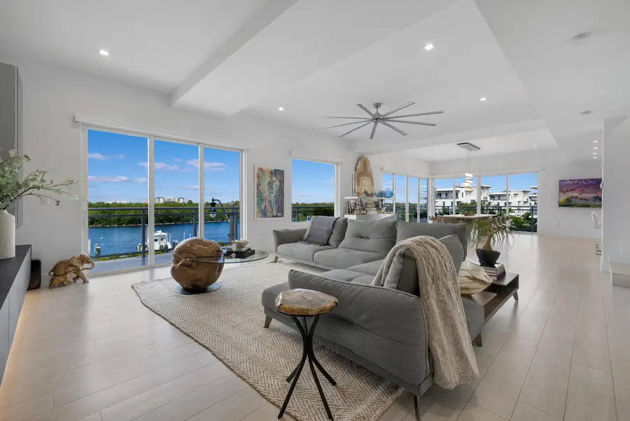 350 Desoto Street, Hollywood, FL 33019 - #3