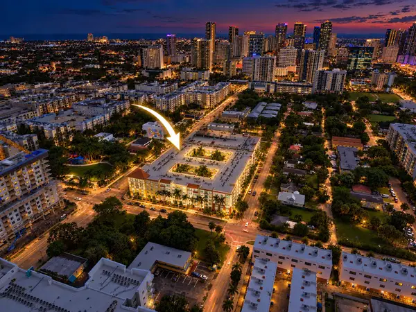 533 NE 3rd Avenue #202, Fort Lauderdale, FL 33301