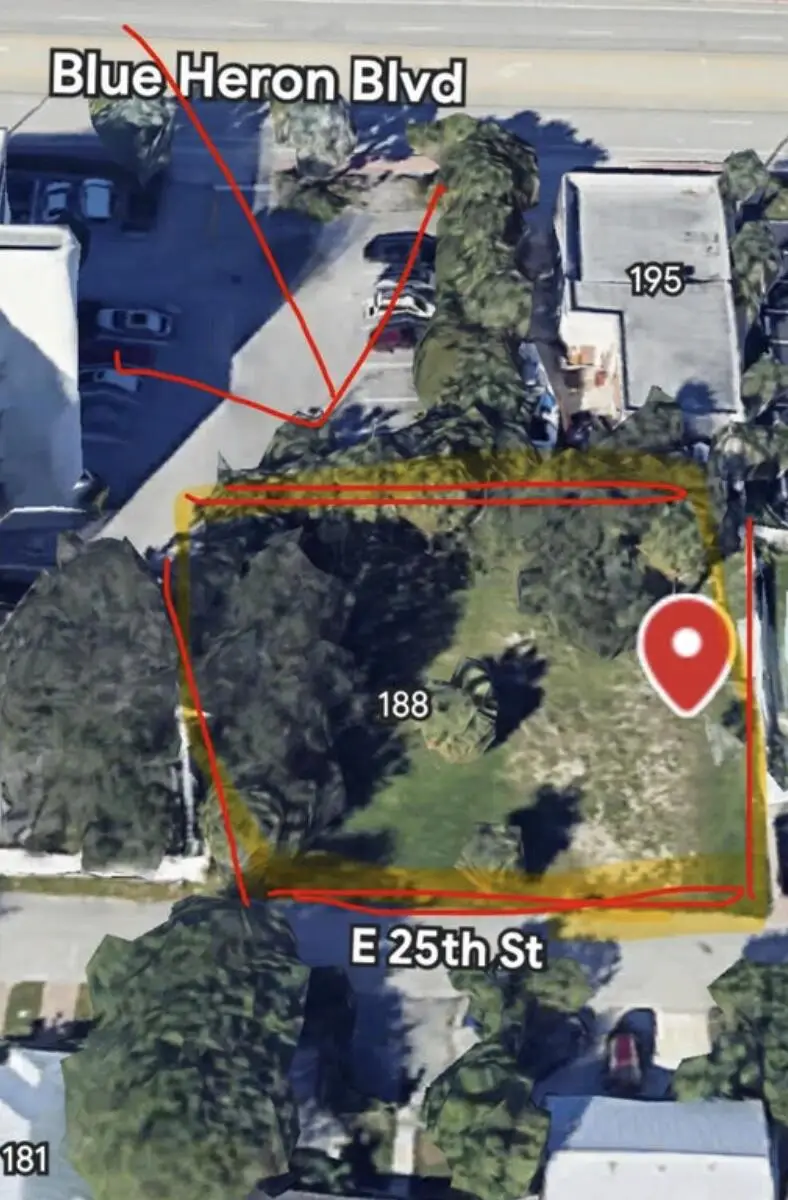212 E 25th Street, Riviera Beach, FL 33404 - #3