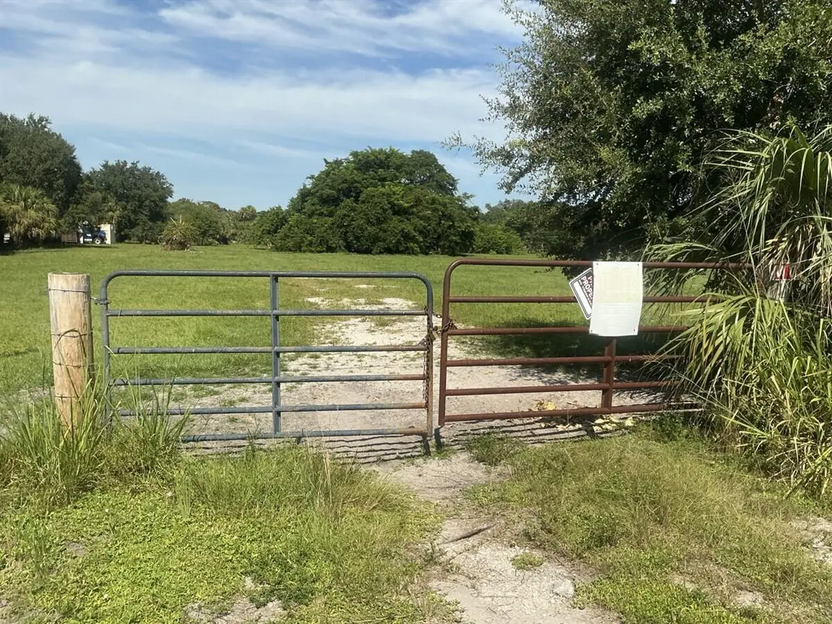 3055 Hammond Road, Fort Pierce, FL 34946 - #1