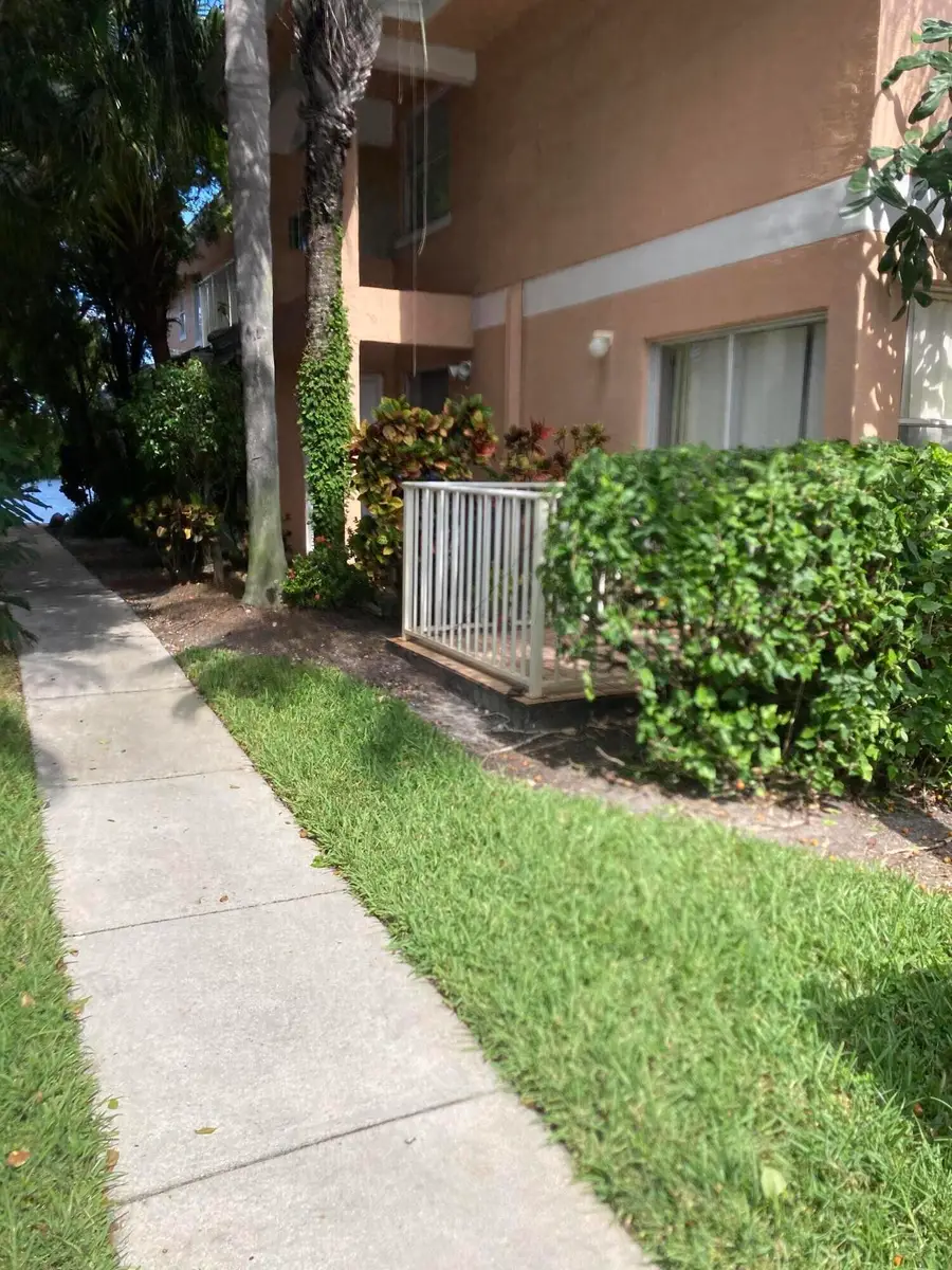 3243 NW 44th Street #1, Oakland Park, FL 33309 - #2