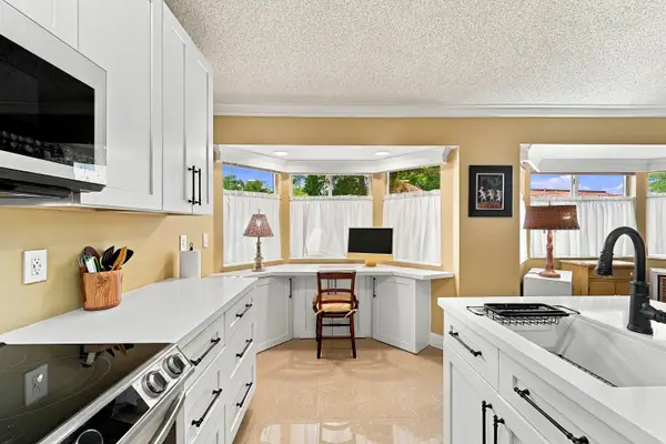 9314 NW 9th Place #9314, Plantation, FL 33324